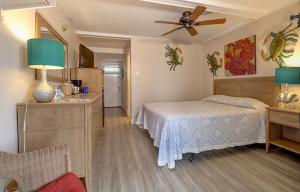 Oceanfront Queen Room 1 - First Floor - Pet Friendly 