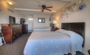 Oceanfront Standard Room Room 21 - Second Floor      