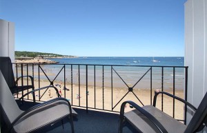 Oceanfront Standard Room 25 - Second Floor   