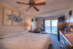 Oceanfront King Room 35 - Third Floor