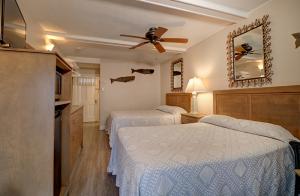 Oceanfront Standard Room 3 - First Floor - Pet Friendly 